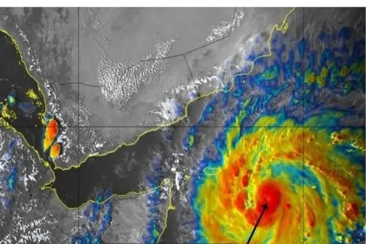 سلطنة عمان تأوي أكثر من 4400 شخص بسبب إعصار تيج