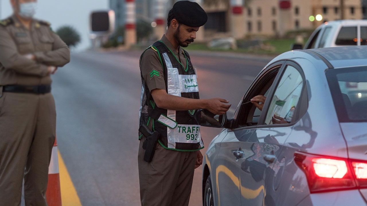 عاجل… المرور السعودي يصدم الجميع عن الشروط الجديدة للمشاركة في مزاد اللوحات الإلكترونية  !!