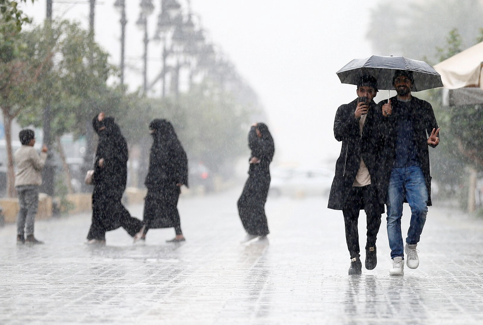 عاجل : محلل طقس يوضح تواصل الحالة المطرية في المملكة السعودية حتى ثالث أيام عيد الفطر 1444 على هذه المناطق