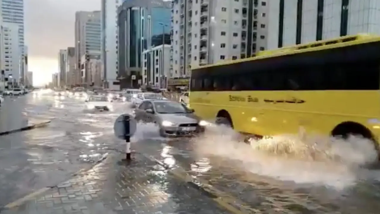 عاجل .. مركز الأرصاد يحذر من سقوط أمطار في الامارات في هذا الموعد